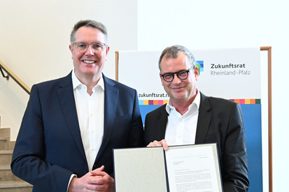 Ministerpräsident Schweitzer und Zukunftsrat Rheinland-Pfalz gratulieren Gerald Haug zur Wahl als Vorsitzender des Rates für Nachhaltige Entwicklung